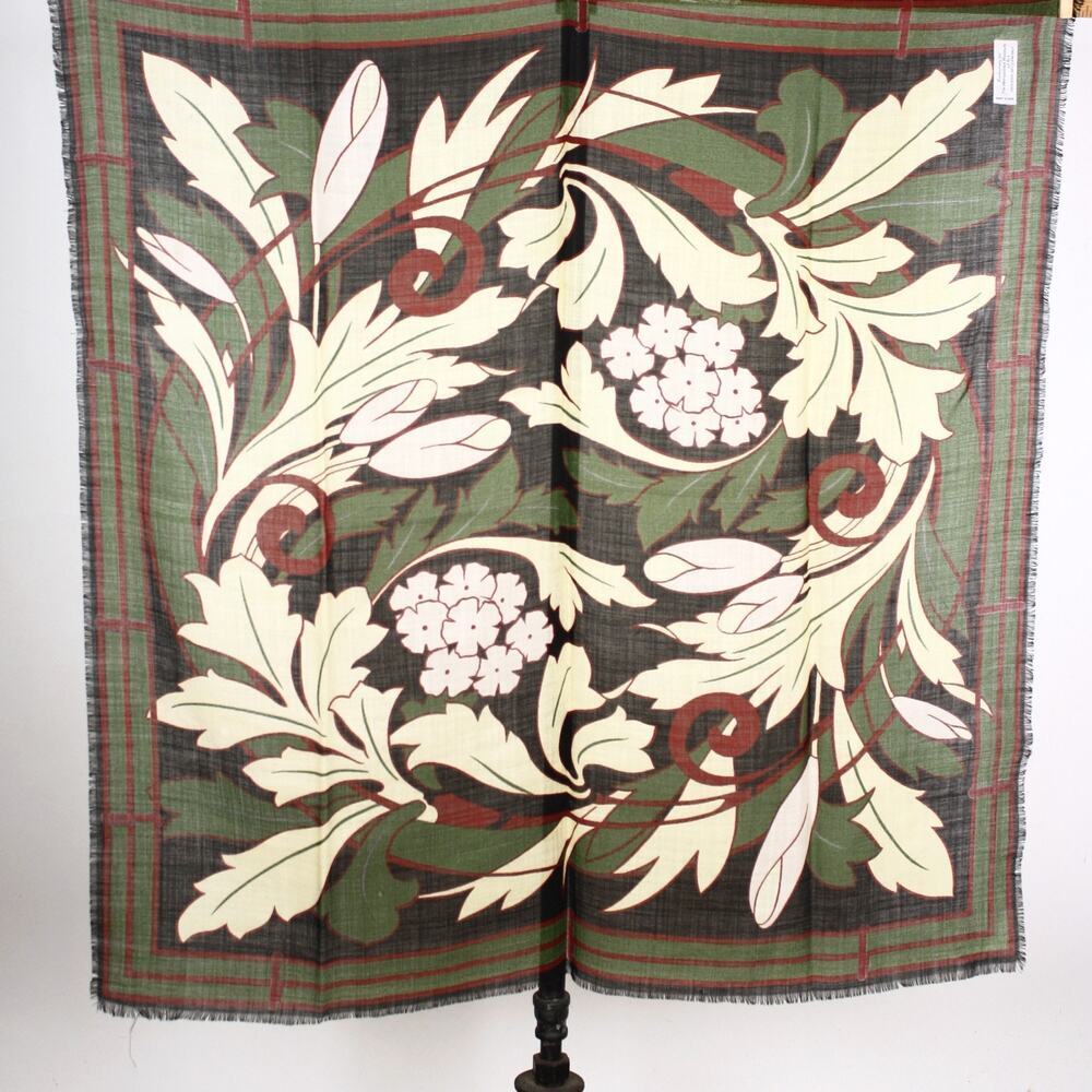 Vintage Metropolitan Museum of Art Scarf 30x30 Arts & Crafts Floral - Hey Viv